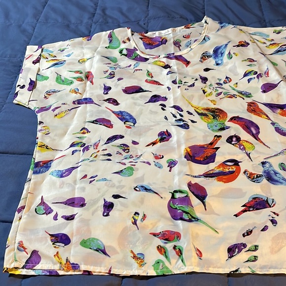 Woman top - Picture 2 of 5